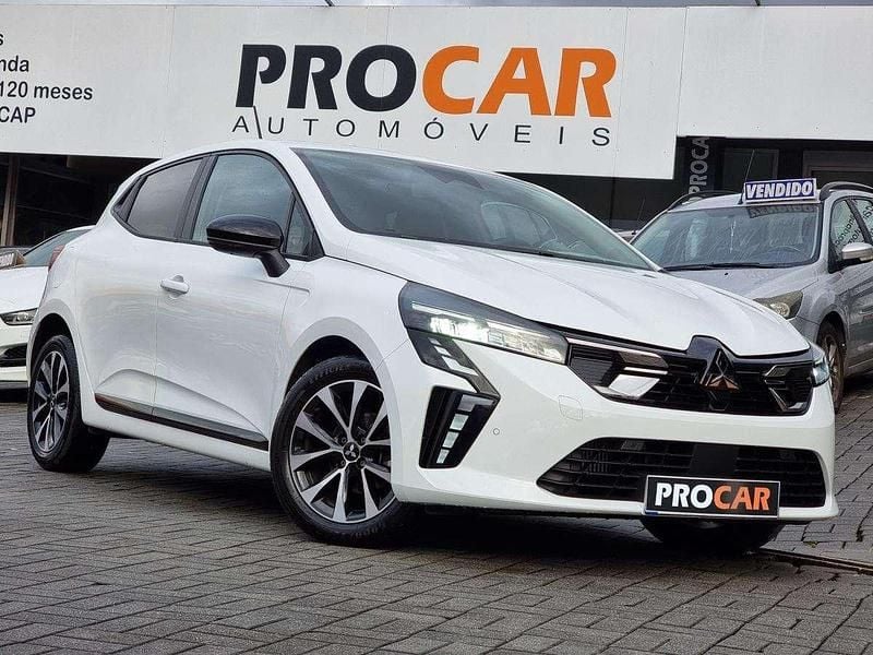 Branco Usado 2024 Mitsubishi Colt Invite | € 17.500 (Preço justo) - Imagem 1/4