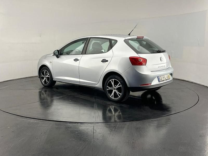 Usado Seat Ibiza Style 75 HP (55 kW) 2011 Cinzento
