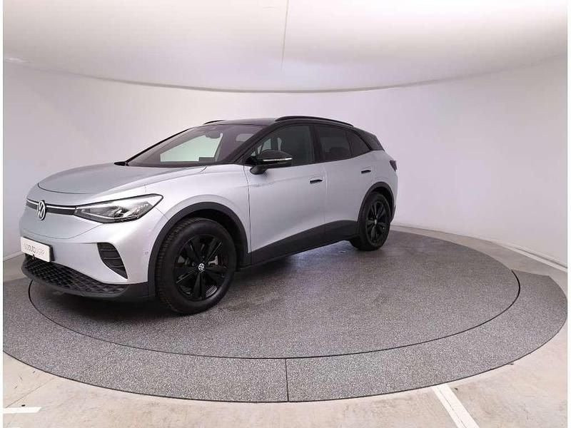 Usado VW ID.4 Pro 210 kW (286 HP) 2025 Cinzento claro metalizado SUV