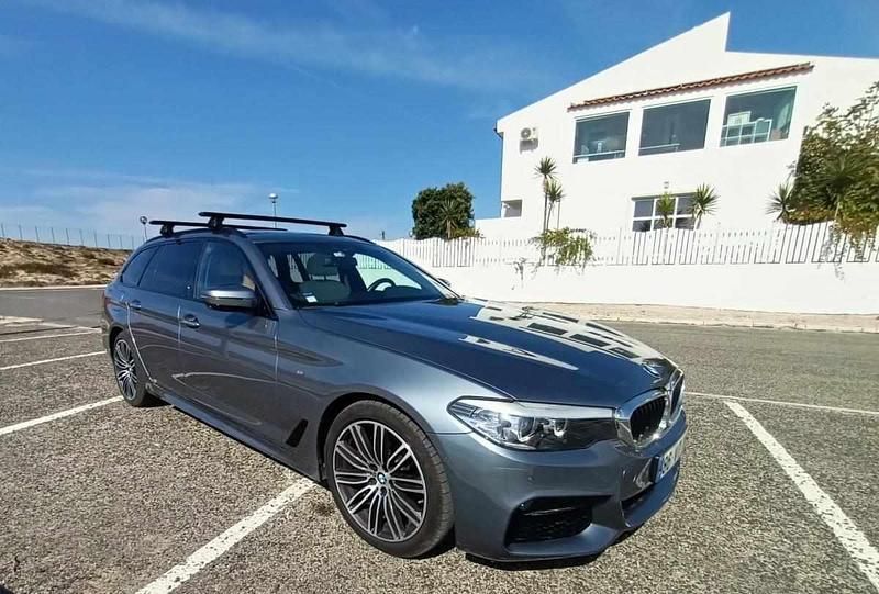 Cinzento Usado 2018 BMW 525 Carrinha | € 33.000 (Caro) - Imagem 1/4