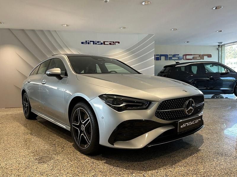 Usado Mercedes CLA250e AMG line 218 HP (160 kW) 2024 Cinza Sedan