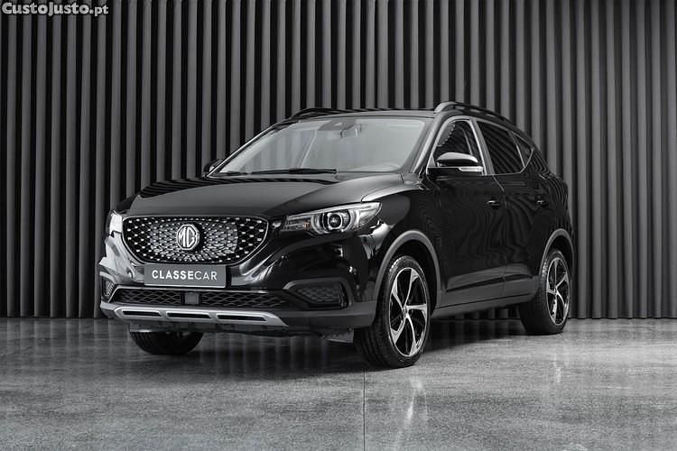 Usado MG ZS Luxury 105 kW (143 HP) 2020 Preto SUV