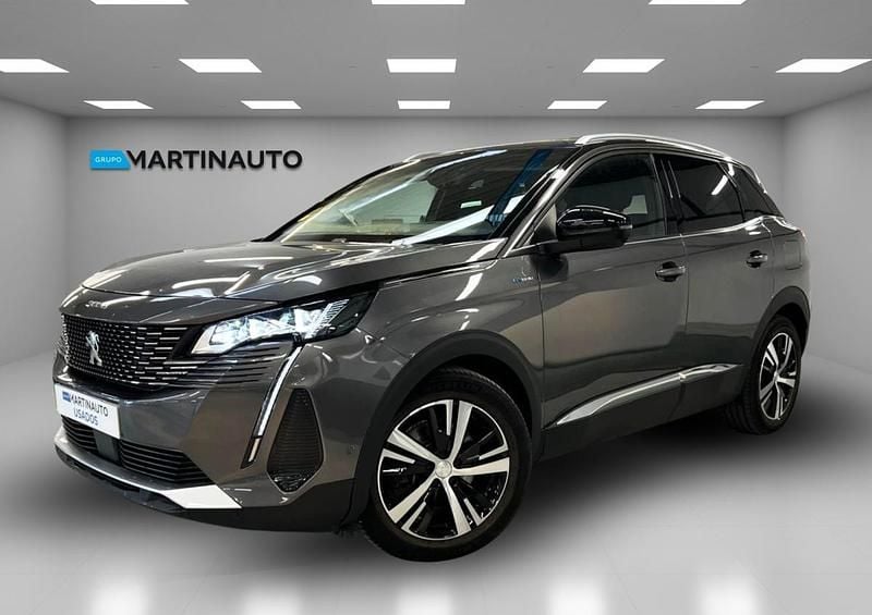 Cinzento Usado 2025 Peugeot 3008 | € 22.950 (Super Preço) - Imagem 1/4