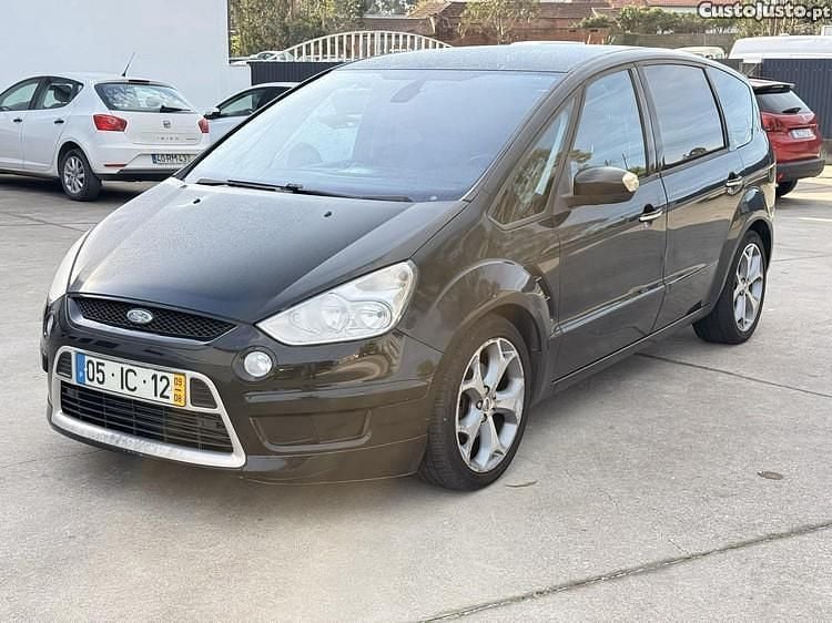 Preto Usado 2009 Ford S-MAX S Monovolume | € 5.750 (Super Preço) - Imagem 1/1