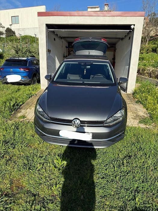 Usado 2018 VW Golf VII Sedan | € 15.000 (Bom preço) - Imagem 1/4