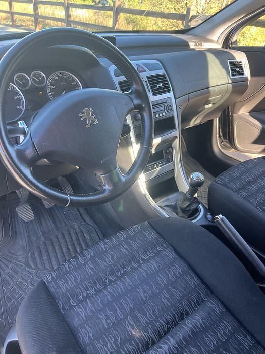 Usado 2005 Peugeot 307 Sedan | € 3.500 (Preço justo) - Imagem 1/4