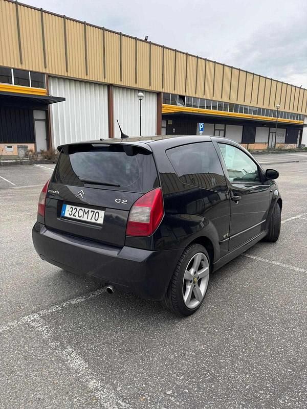 Usado Citroën C2 68 HP (50 kW) 2006 Preto Citadino