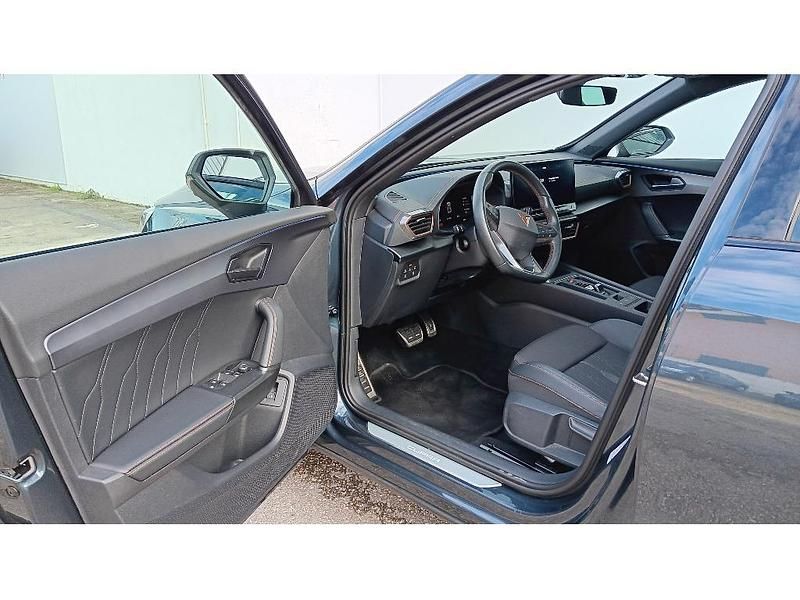 Usado Cupra Formentor VZ 245 HP (180 kW) 2022 Cinzento escuro metalizado SUV