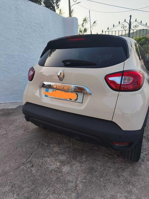 Usado Renault Captur 90 HP (66 kW) 2015 SUV