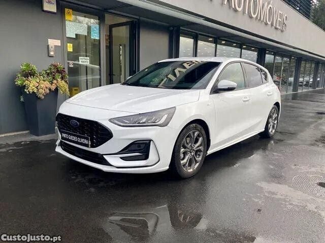 Branco Usado 2024 Ford Focus ST Sedan | € 21.390 (Bom preço) - Imagem 1/1