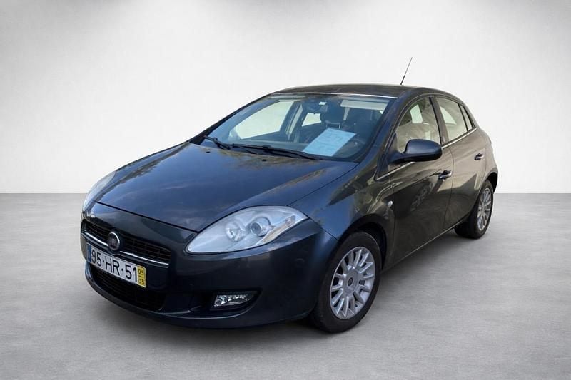 Usado Fiat Bravo 105 HP (77 kW) 2009 Cinzento Citadino