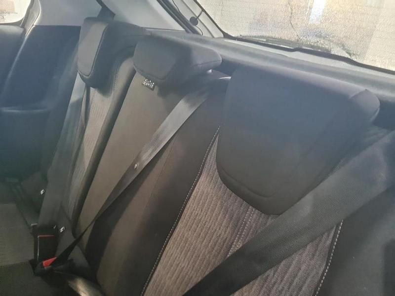 Usado Opel Corsa Business 102 HP (75 kW) 2021 Branco Citadino