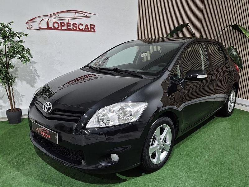 Usado 2010 Toyota Auris Sol Sedan | € 8.450 (Bom preço) - Imagem 1/4