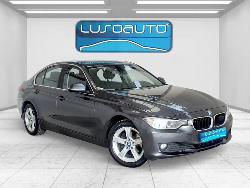 Usado BMW 316 136 HP (100 kW) 2014 Cinza Sedan