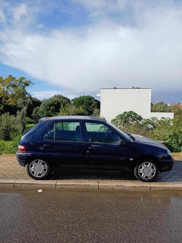 Usado Citroën Saxo 60 HP (44 kW) 2003 Azul Citadino