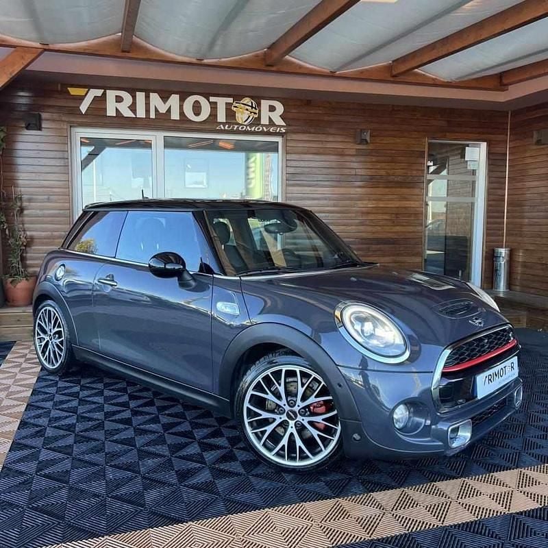 Cinzento Usado 2015 Mini Cooper Citadino | € 17.290 (Preço justo) - Imagem 1/4