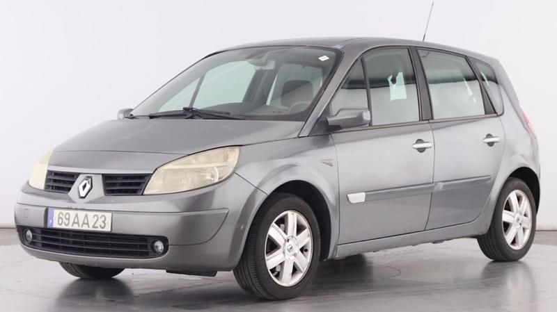 Cinzento Usado 2005 Renault Scénic II Monovolume | € 3.900 (Preço elevado) - Imagem 1/4