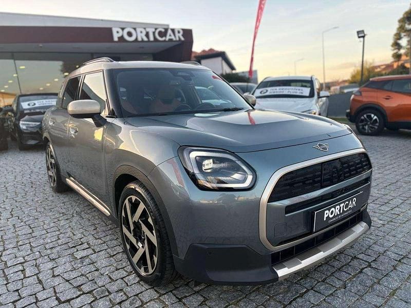 Cinzento Usado 2024 Mini Countryman SUV | € 40.999 (Preço justo) - Imagem 1/4