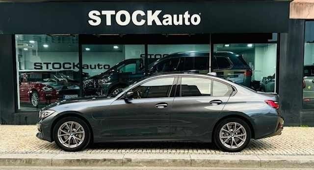 Cinzento Usado 2019 BMW 330e Sedan | € 27.000 (Preço elevado) - Imagem 1/4