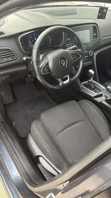 Usado Renault Mégane GrandTour Equilibre 115 HP (84 kW) 2019 Cinza antracite Carrinha