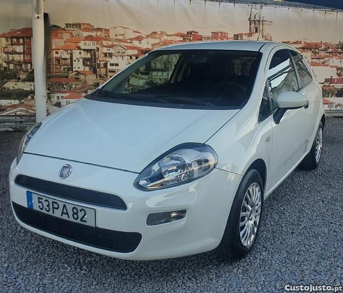 Branco Usado 2014 Fiat Punto Citadino | € 5.650 (Preço justo) - Imagem 1/1