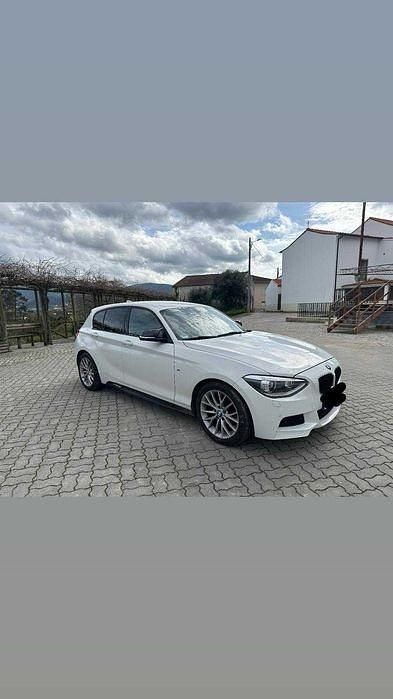 Usado 2015 BMW 116 Citadino | € 14.000 - Imagem 1/4