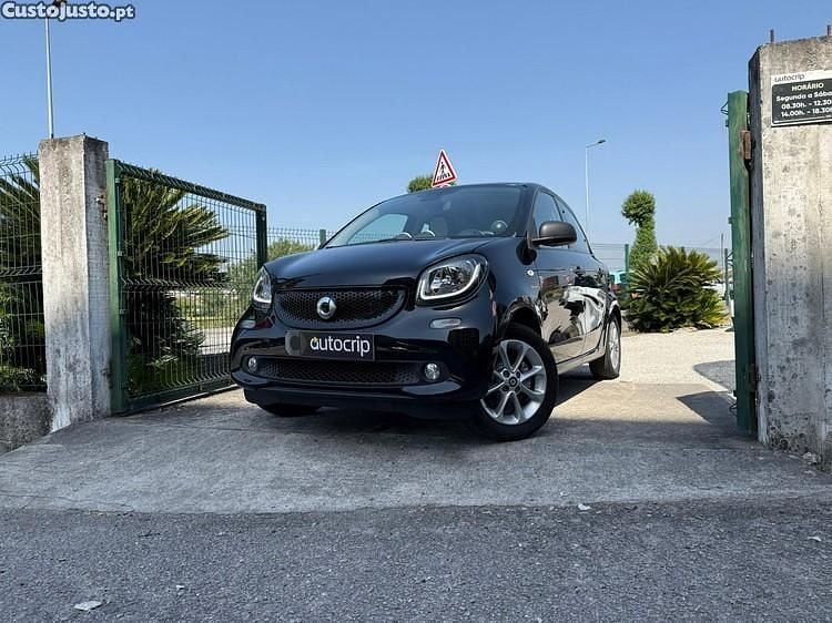 Preto Usado 2017 Smart ForFour Passion Citadino | € 11.390 (Preço justo) - Imagem 1/1