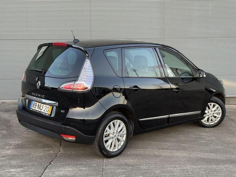 Usado Renault Scénic III 110 HP (80 kW) 2013 Sedan