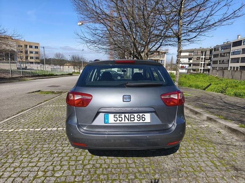 Usado Seat Ibiza 90 HP (66 kW) 2011 Sedan