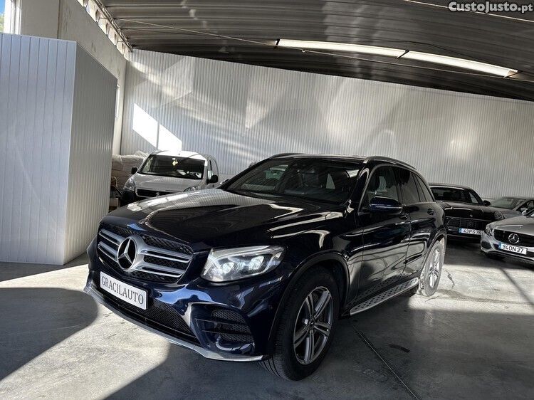 Azul Usado 2018 Mercedes GLC250 AMG SUV | € 29.500 (Super Preço) - Imagem 1/1