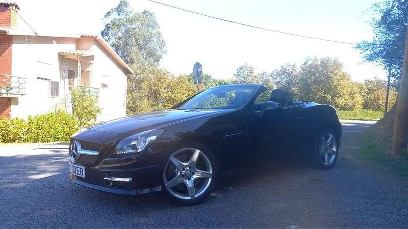Usado 2012 Mercedes SLK250 AMG Cabrios | € 22.250 - Imagem 1/4
