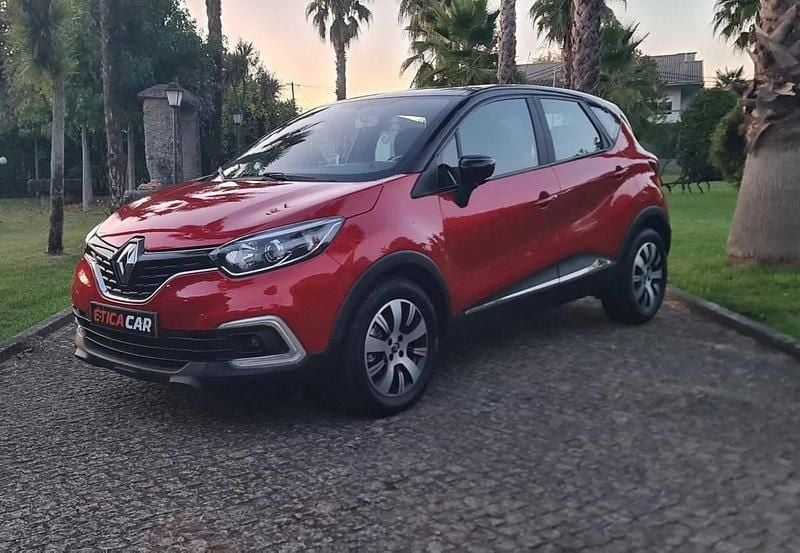 Vermelho Usado 2018 Renault Captur SUV | € 14.500 (Preço justo) - Imagem 1/4