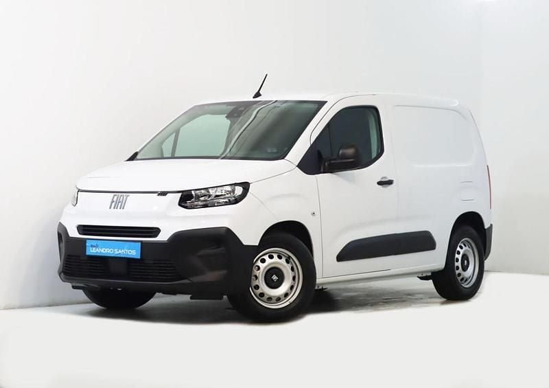 Branco Novo 2025 Fiat e-Doblò Monovolume | € 29.900 - Imagem 1/4