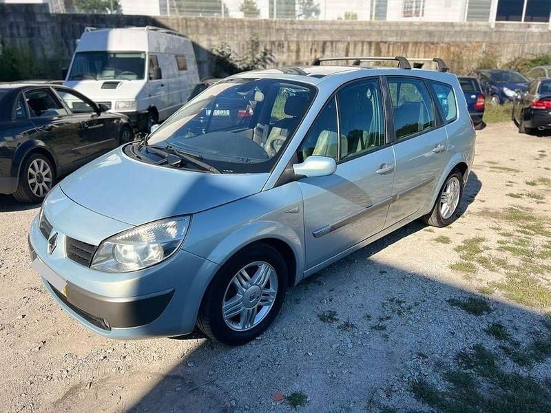 Usado 2004 Renault Grand Scénic II Monovolume | € 3.150 - Imagem 1/4