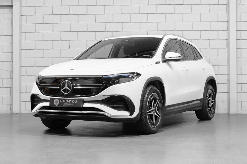 Branco Usado 2021 Mercedes EQA250 AMG line SUV | € 34.750 (Preço justo) - Imagem 1/4