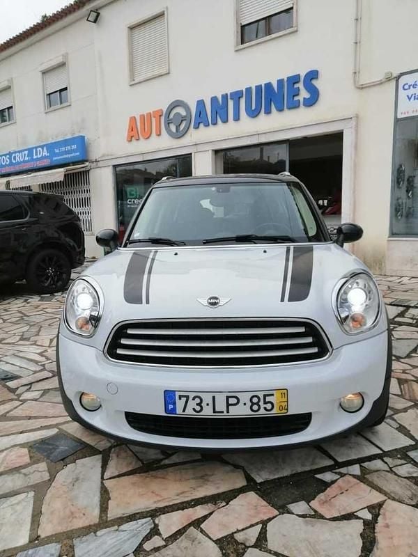 Branco Usado 2011 Mini Countryman SUV | € 10.900 (Preço justo) - Imagem 1/4