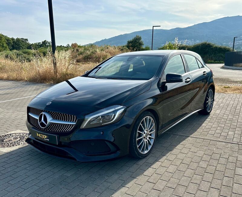 Preto Usado 2018 Mercedes A180 AMG line | € 16.500 (Super Preço) - Imagem 1/4