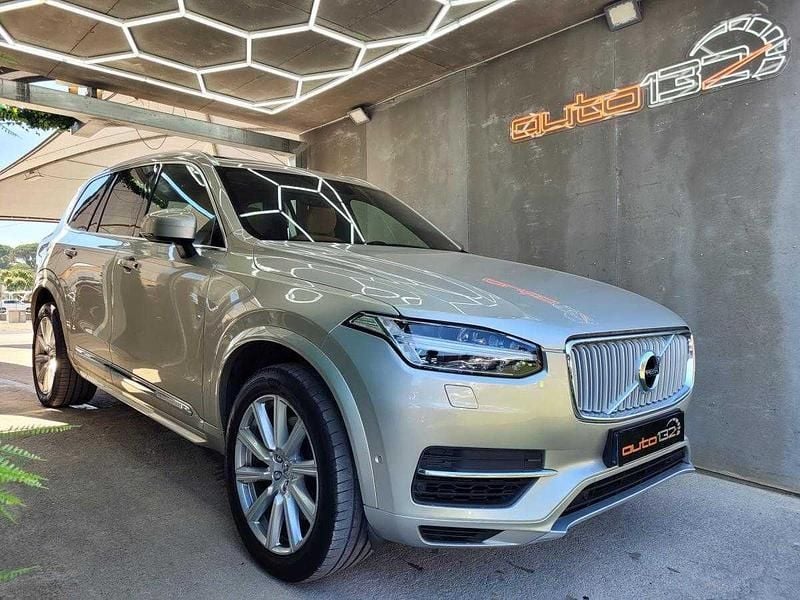 Bege Usado 2016 Volvo XC90 Momentum SUV | € 29.990 (Preço justo) - Imagem 1/4