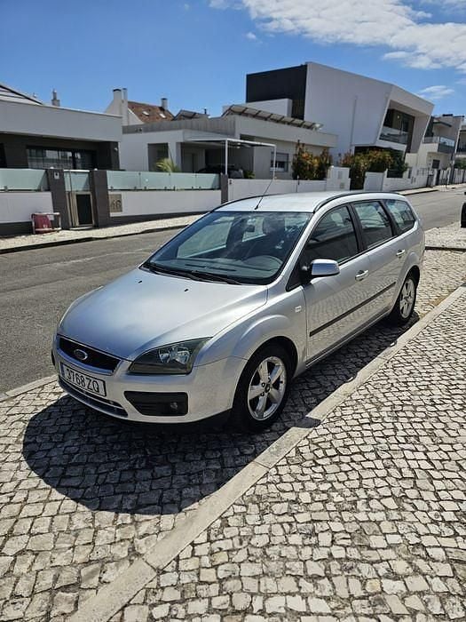 Usado Ford Focus 90 HP (66 kW) 2005 Sedan