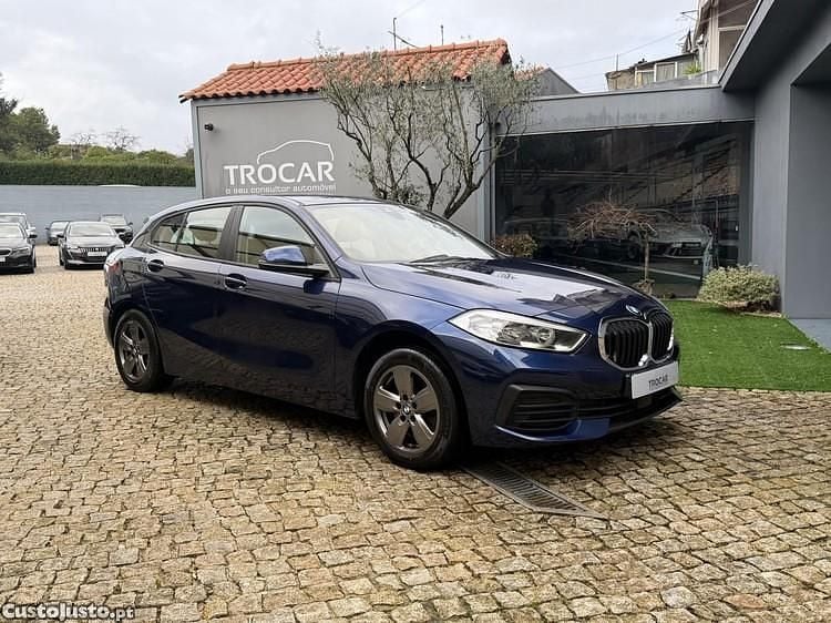 Azul Usado 2020 BMW 116 Comfort Edition Citadino | € 17.450 (Super Preço) - Imagem 1/1