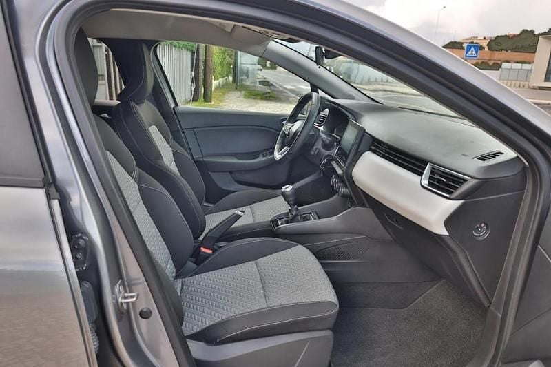 Usado Renault Clio V LIMITED 90 HP (66 kW) 2023 Cinza