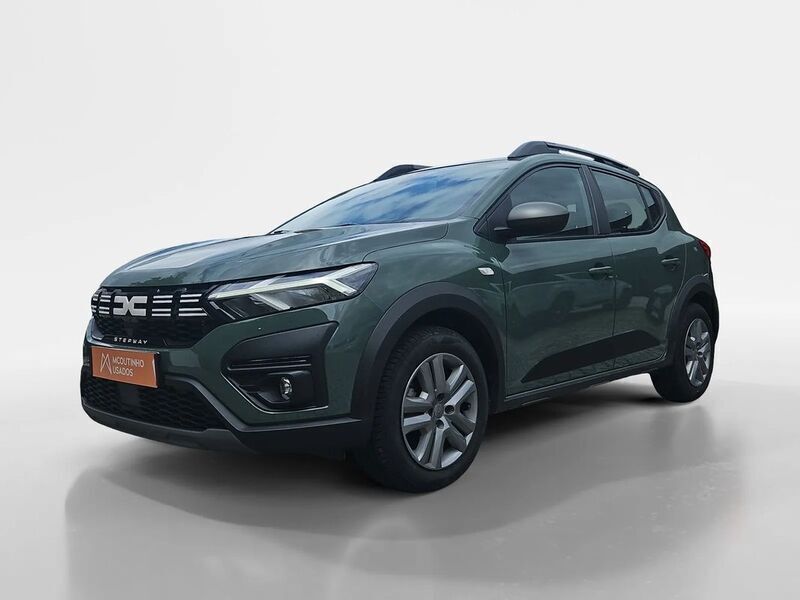 Verde Usado 2023 Dacia Sandero Expression Citadino | € 17.390 (Preço justo) - Imagem 1/4