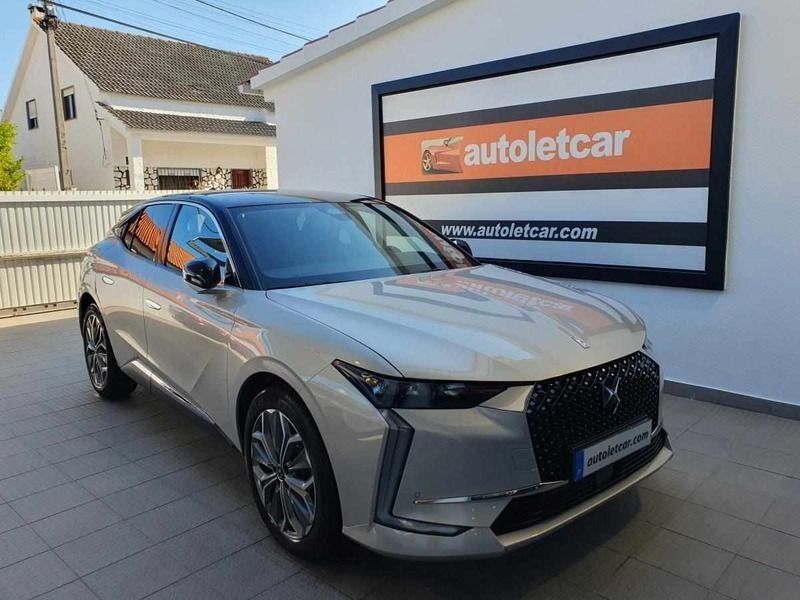 Cinzento Usado 2023 DS Automobiles DS4 Performance Sedan | € 28.900 (Caro) - Imagem 1/4