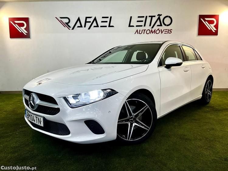 Branco Usado 2019 Mercedes A200 Progressive Citadino | € 25.700 (Preço justo) - Imagem 1/1