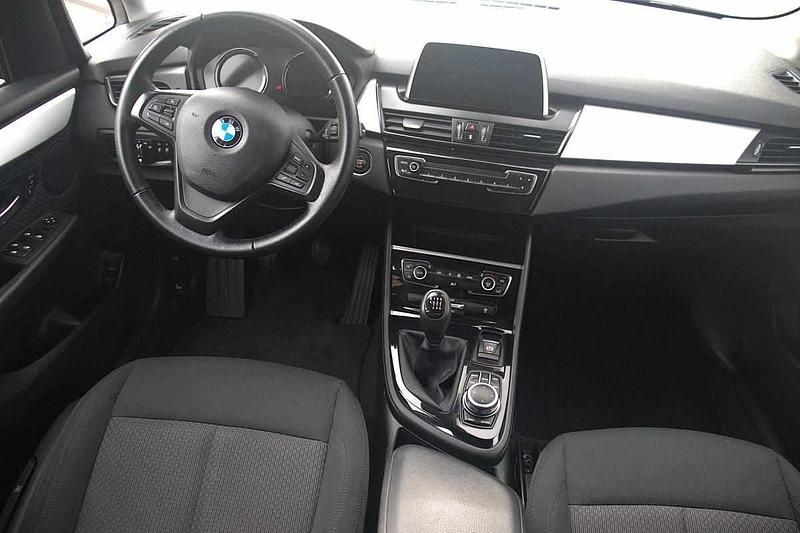 Usado BMW 216 116 HP (85 kW) 2019 Cinzento Carrinha