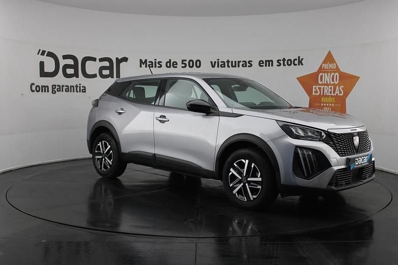 Cinza Usado 2024 Peugeot 2008 Active SUV | € 25.599 (Preço justo) - Imagem 1/4