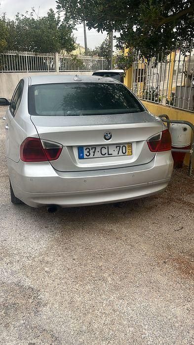 Usado 2006 BMW 320 Sedan | € 6.999 - Imagem 1/4