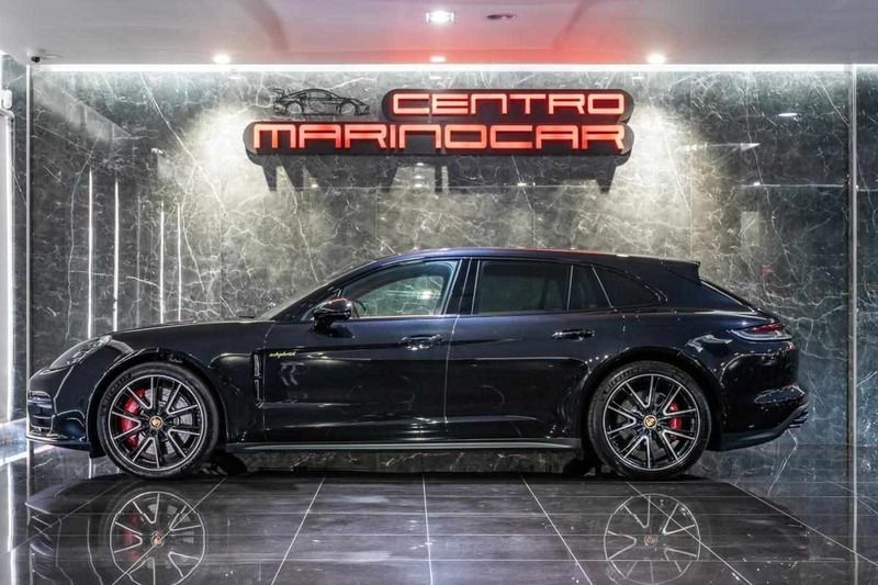 Preto Usado 2023 Porsche Panamera Sport Turismo Sedan | € 117.500 (Caro) - Imagem 1/4