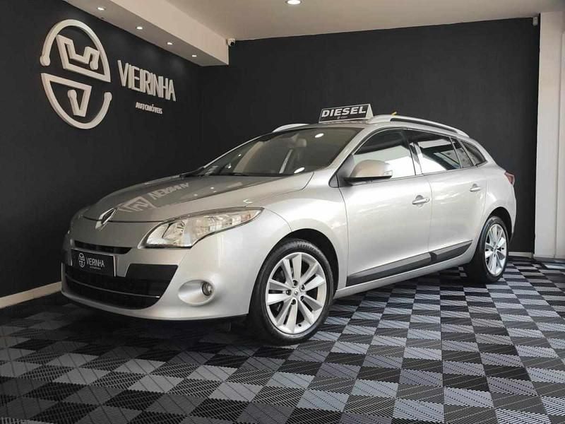 Cinzento Usado 2011 Renault Mégane GrandTour Carrinha | € 7.950 (Preço justo) - Imagem 1/4