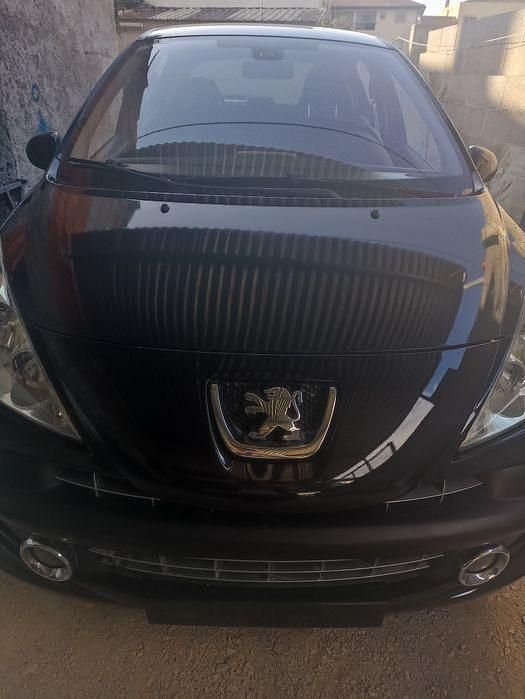 Usado 2008 Peugeot 207 Sport Sedan | € 5.500 - Imagem 1/4